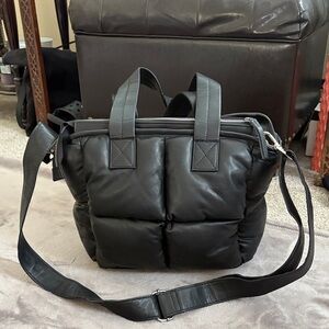 Stylism Denmark leather puffy square tote